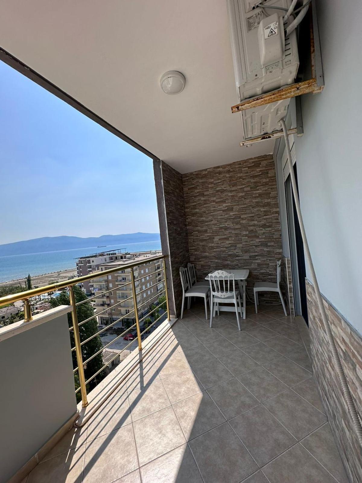Breeze 3 * Vlorë